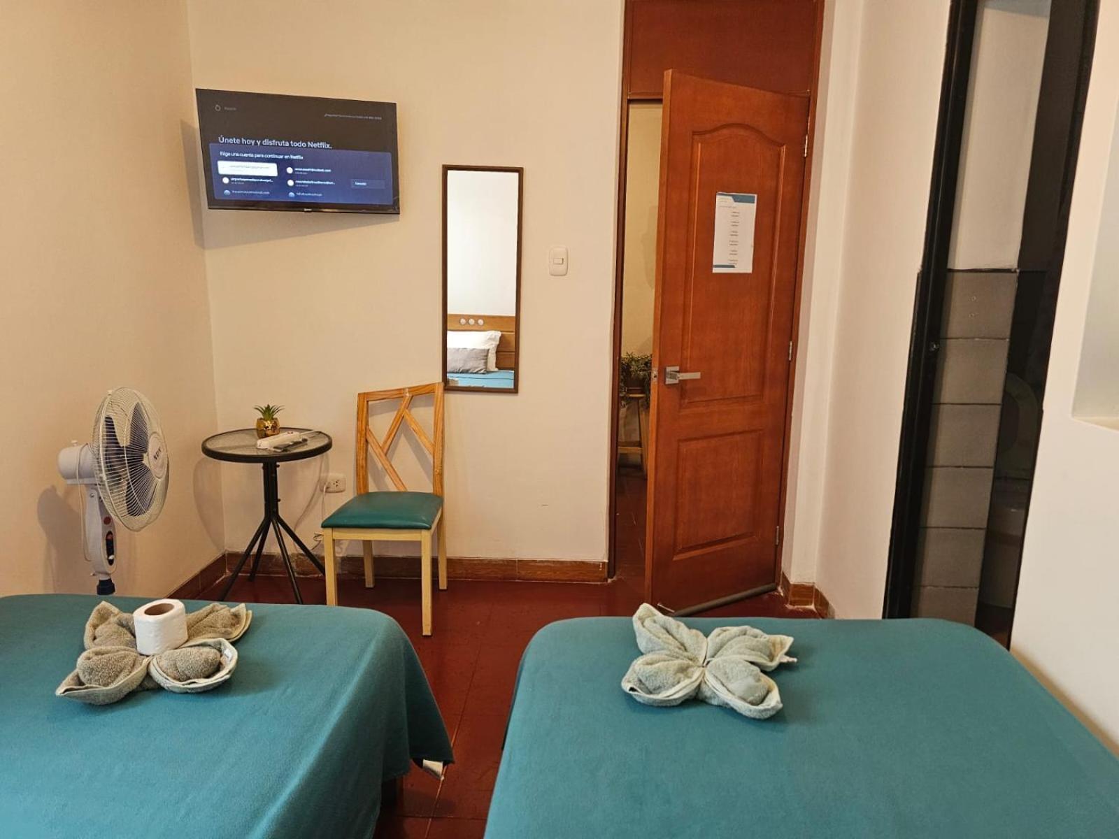 Lima Airport Hostel With Free Airport Pick Up Callao Bagian luar foto